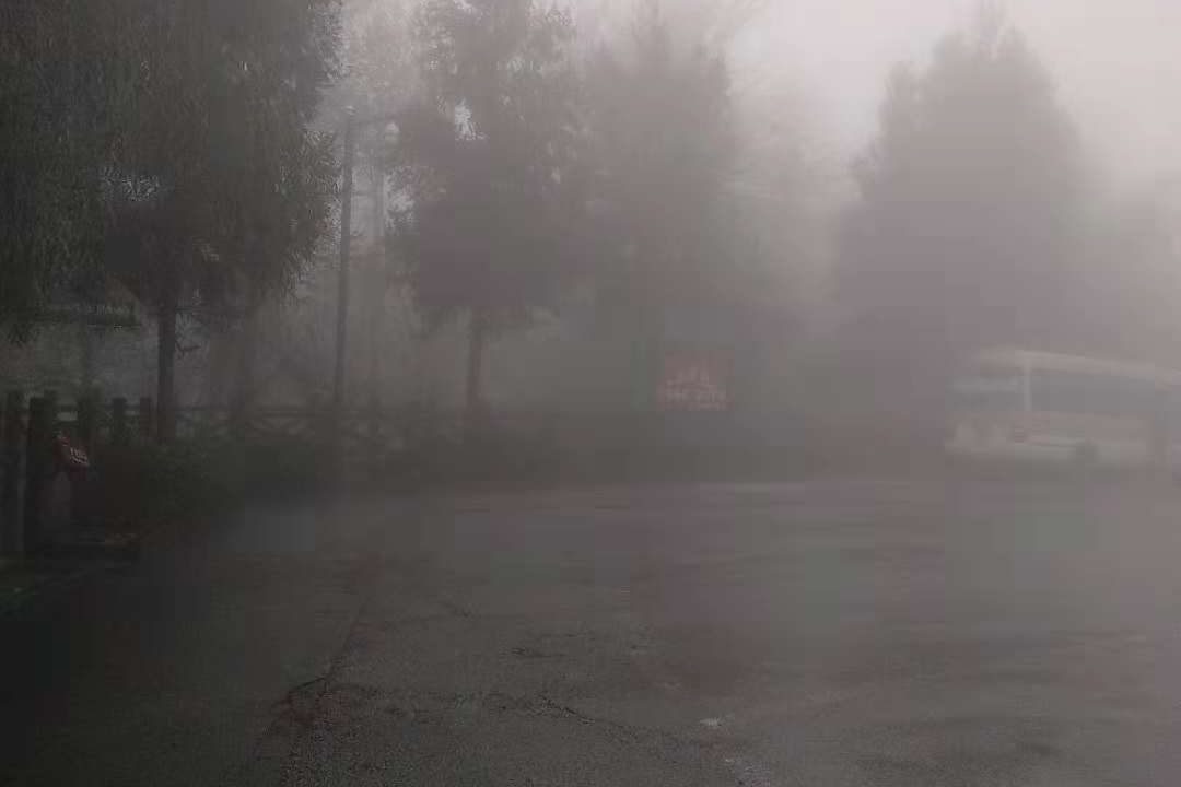 大霧可見(jiàn)光拍攝