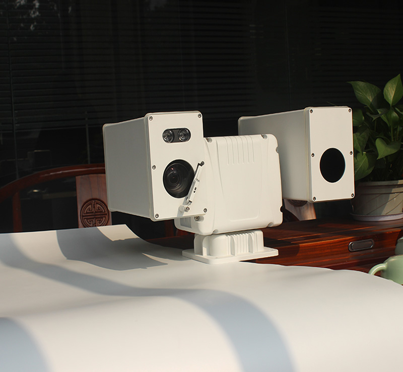 機器人搭載紅外熱像儀—開創(chuàng)智能巡檢新局面