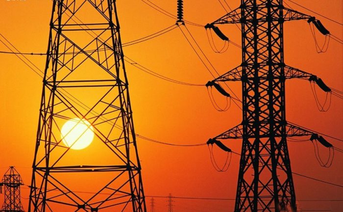 我國(guó)常見的高壓線橋