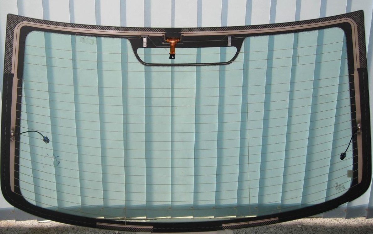 紅外熱像儀檢測(cè)汽車擋風(fēng)玻璃