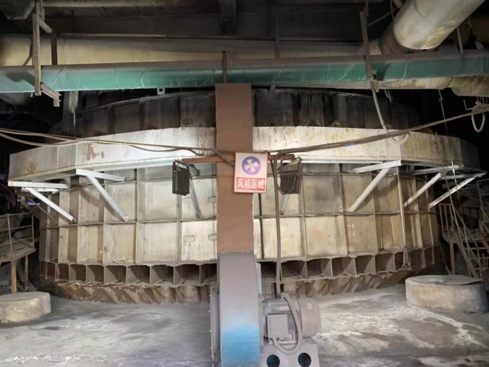 紅外熱像儀監(jiān)控礦熱爐爐壁