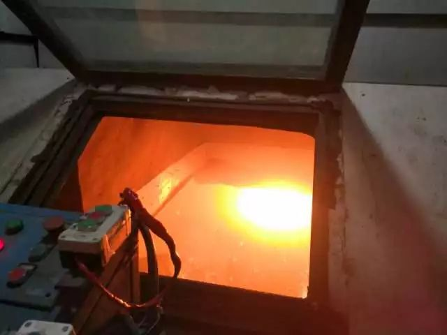 鐵水脫硫扒渣系統(tǒng)